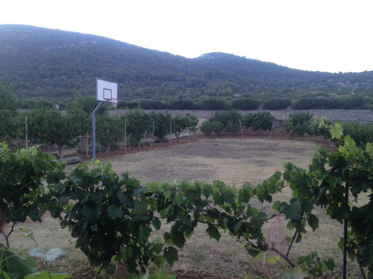 Komiža Country House Speedy מראה חיצוני תמונה
